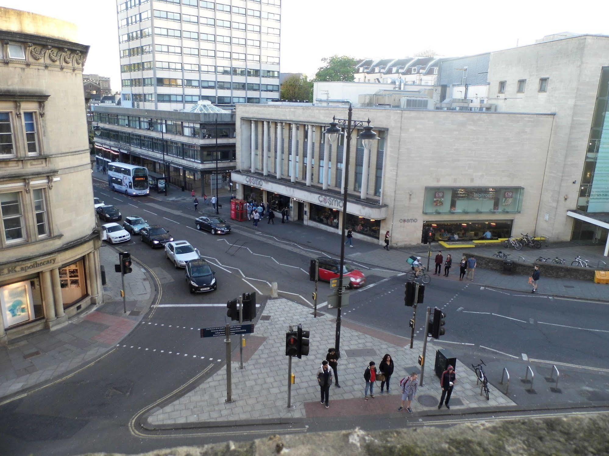 The Queens Hostel Bristol Exterior foto